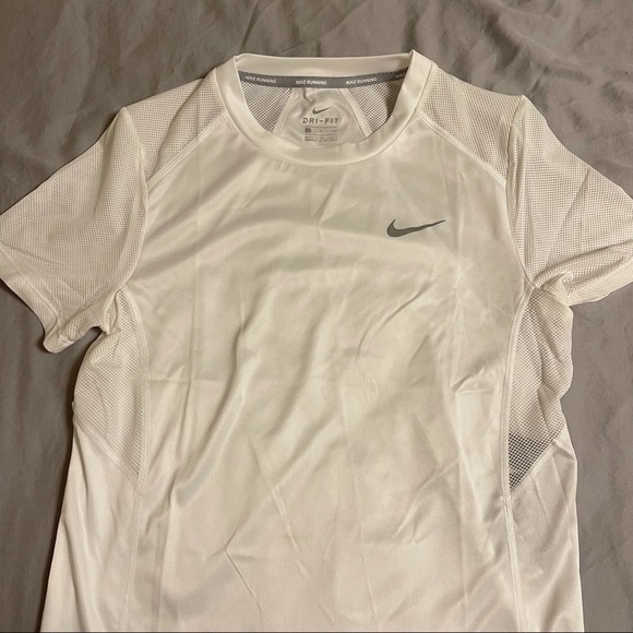Nike running dri-fit tee new! - Picture 2 of 4